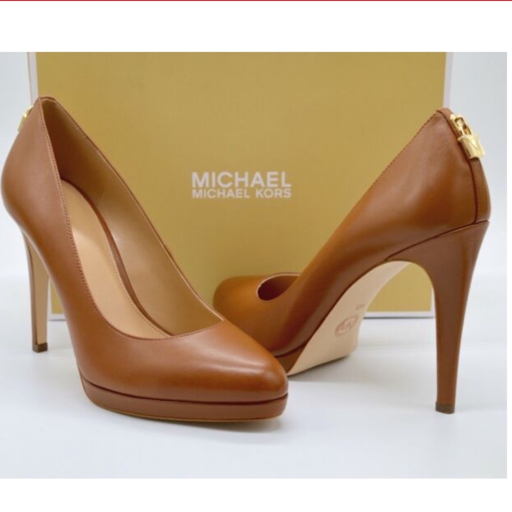 Michael Kors Antoinette pump.